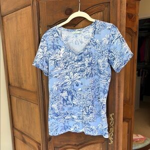 Fitted Blue and White Short Sleeve Tee